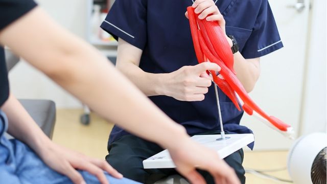 テニス肘の原因